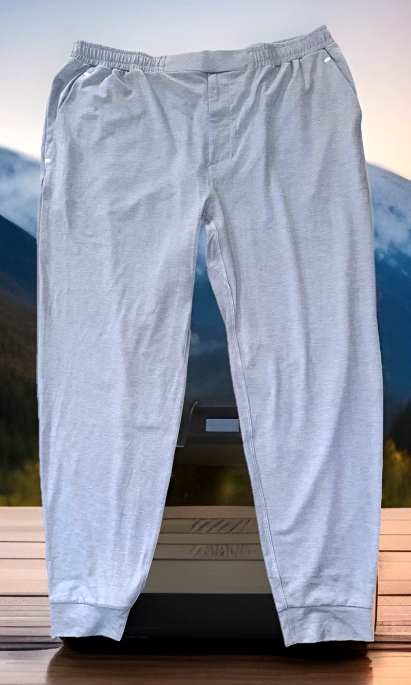 NWT! NEW! johnnie-O Kisco Performance Joggers Men's Size XXL *MSRP on tag $128
